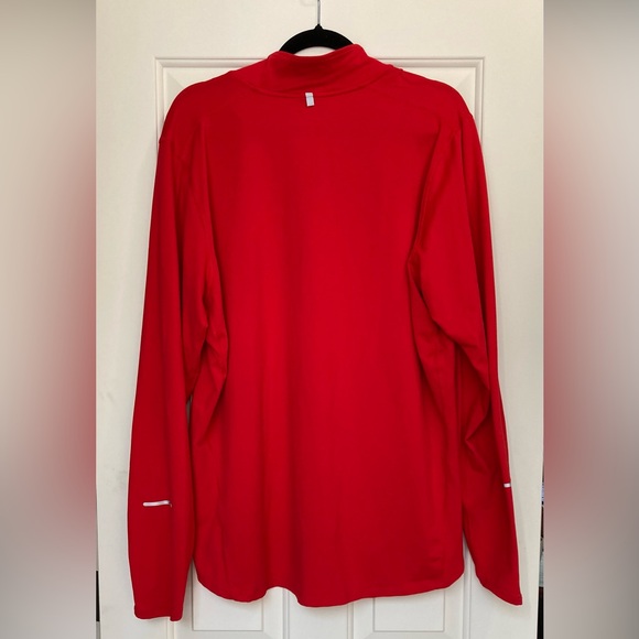 Nike Red Performance Jacket - Picture 3 of 4
